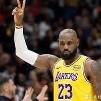 詹姆斯单挑无敌，30+8+8主宰全场