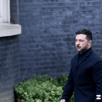 乌克兰启用新防空体系 泽连斯基任命空军副司令