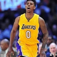 尼克杨与墨菲三世的篮球故事