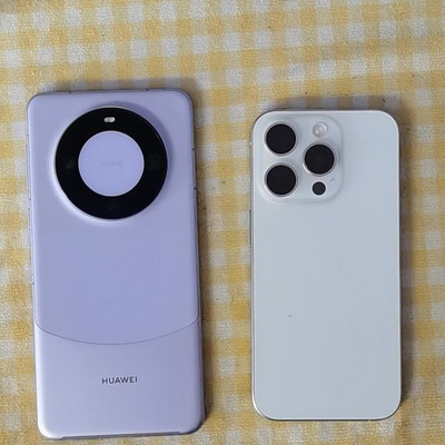 三年后华为Mate60与iPhone15对比