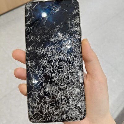 手机摔碎后换新机