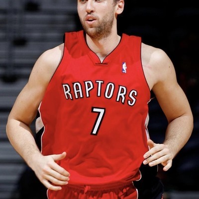 巴尼亚尼仍是现役球员