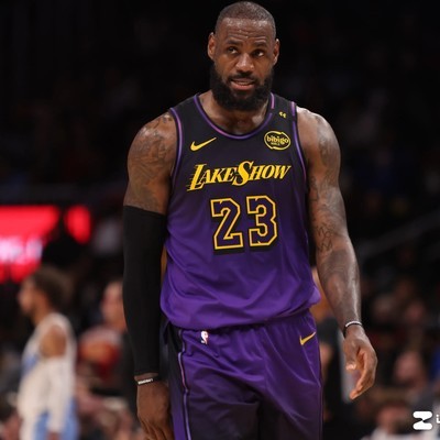 詹姆斯41岁表现引发讨论