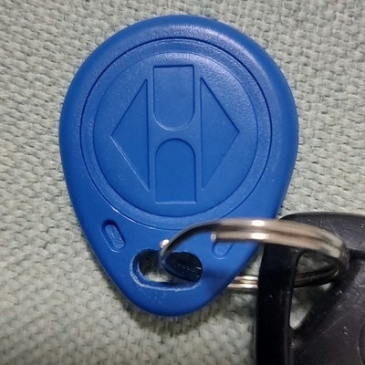 五元门禁贴解决刷卡难题