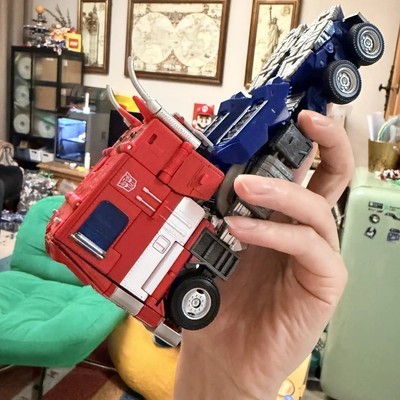 擎天柱为何选择Peterbilt
