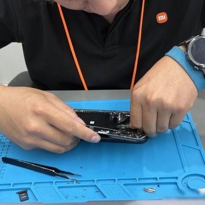 小米17 Pro Max黑屏死机