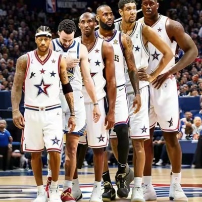 篮球阵容中的多余球星