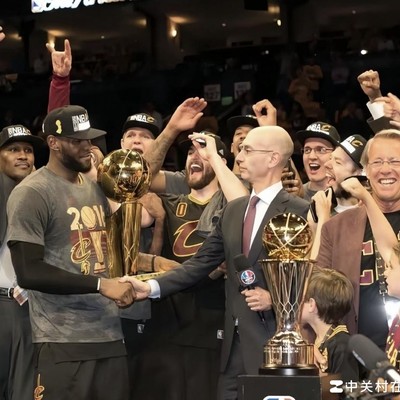 NBA总决赛翻盘与肖华表情之谜