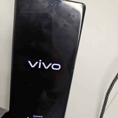 vivo X Fold3 Pro主板虚焊致黑屏