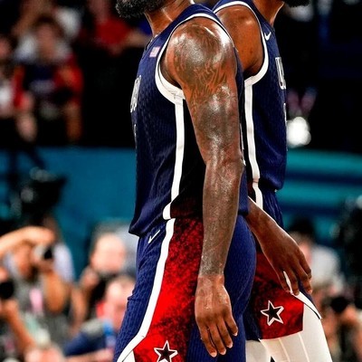 篮球球衣退役引发体育界轰动