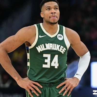 字母哥 vs 空降杜兰特，谁更胜一筹？