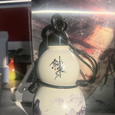 咖啡杯的质感体验