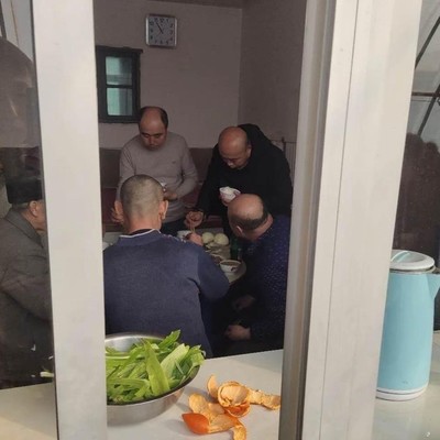 家族谢顶遗传，我未来会秃吗？