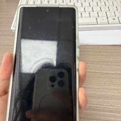 荣耀70突发黑屏数据丢失