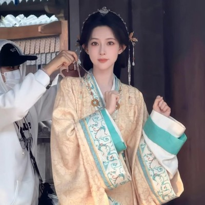 朋友被公司拒签合同怎么办？