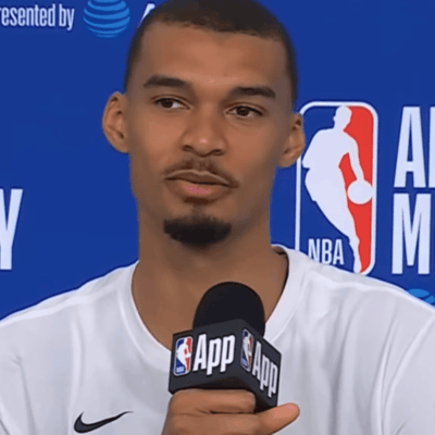 文班盛赞詹姆斯，23年完美榜样