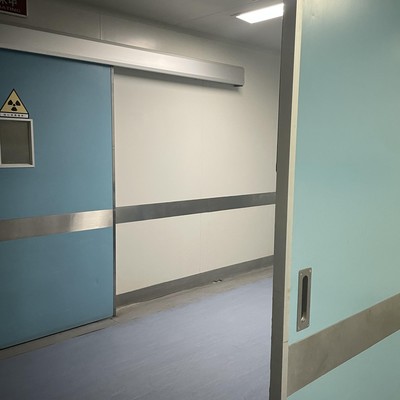 单亲家庭女儿面对父亲重症的抉择