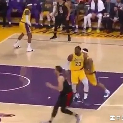 詹姆斯防守业余化