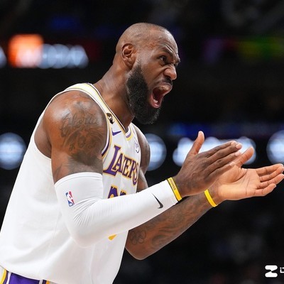 詹姆斯总决赛表现引争议