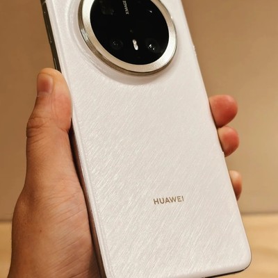 Mate70标准版与Pro版对比