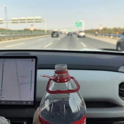高速路可乐瓶盖惊魂