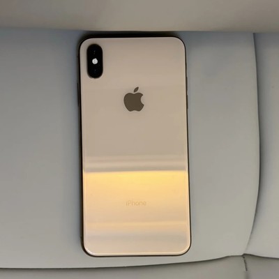 iPhone历代旗舰价格对比