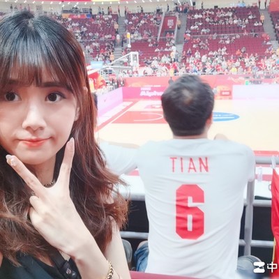 雷阿伦外号君子剑是褒义还是贬义？