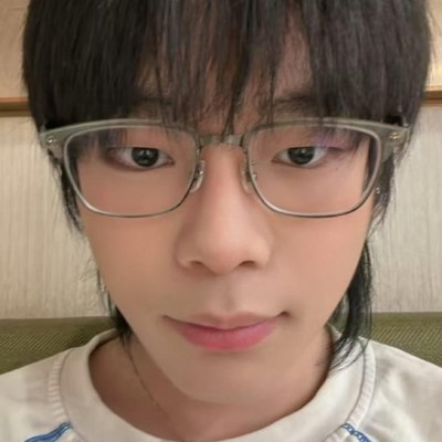 成都AG钟意剪新发型