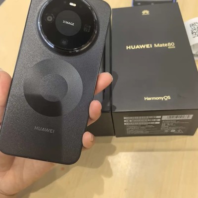 华为Mate 80曜石黑到手