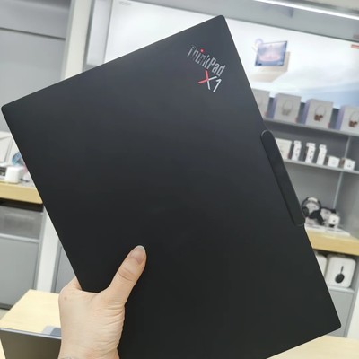 ThinkPad X1 2026商务旗舰
