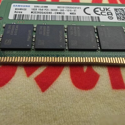 三星DDR5 16G内存同城面交