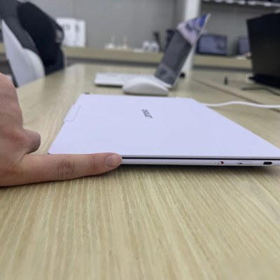 联想YOGA Air 14 Ultra轻薄本