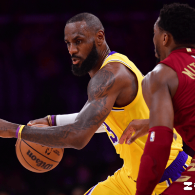 詹姆斯快攻得分领跑联盟