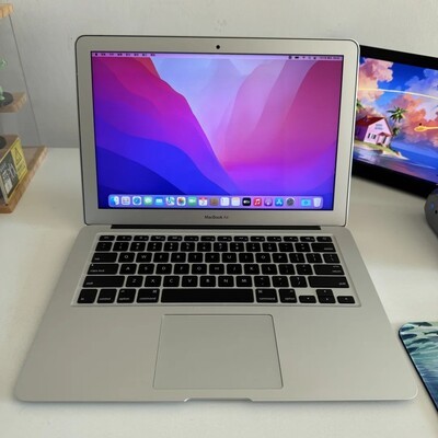 三位数苹果MacBook Air