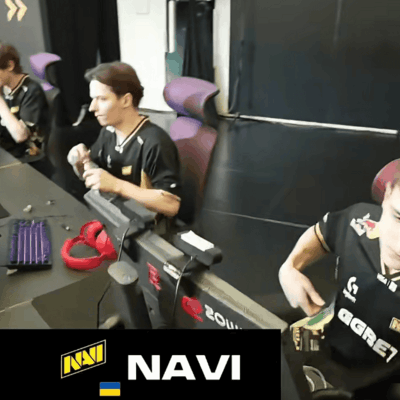 PGS6总决赛NAVI吃鸡