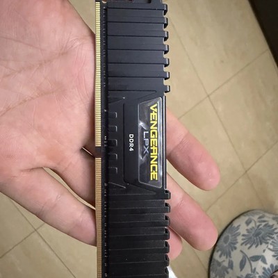 海盗船复仇者LPX DDR4 16G内存