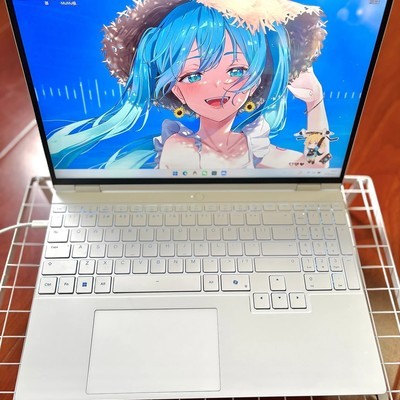 白色轻薄本心动入手