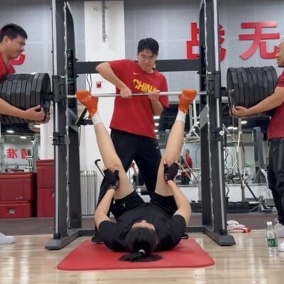 张子宇力量训练水平