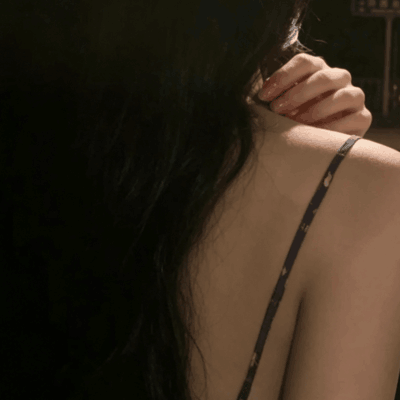 旗袍女白领的SPA故事
