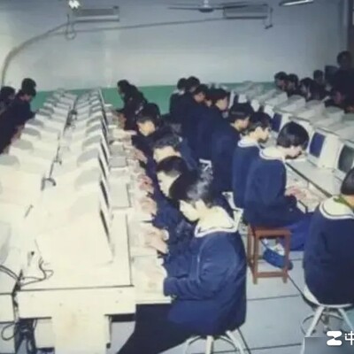电脑从金贵到寻常