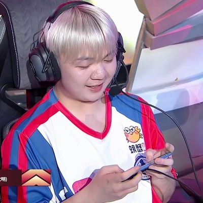 LGD.NBW换人调整