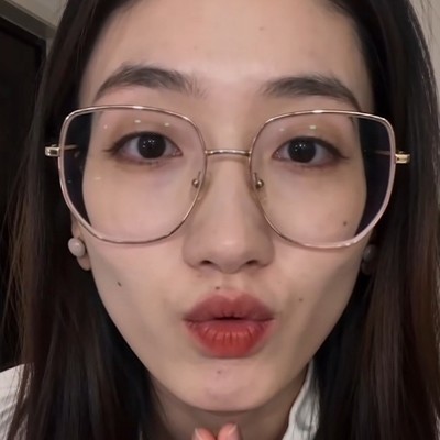 情侣颜值谁更赚？