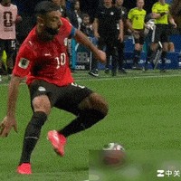 中立场客观看，这球该判点球吗？