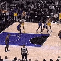 老詹这球走步吗？