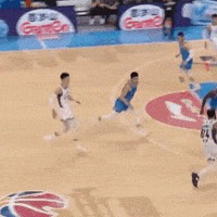 方硕赛场意外受伤离场