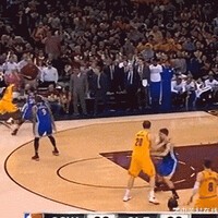 乔丹与詹姆斯底角突破对比